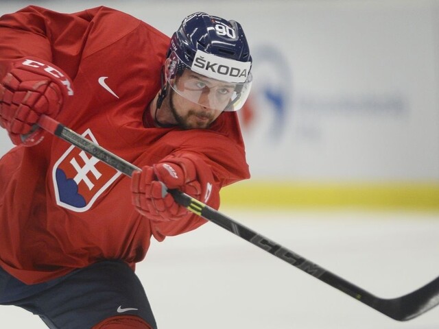NHL: Tatar v noci nebodoval. Devils podľahli Los Angeles Kings po predĺžení